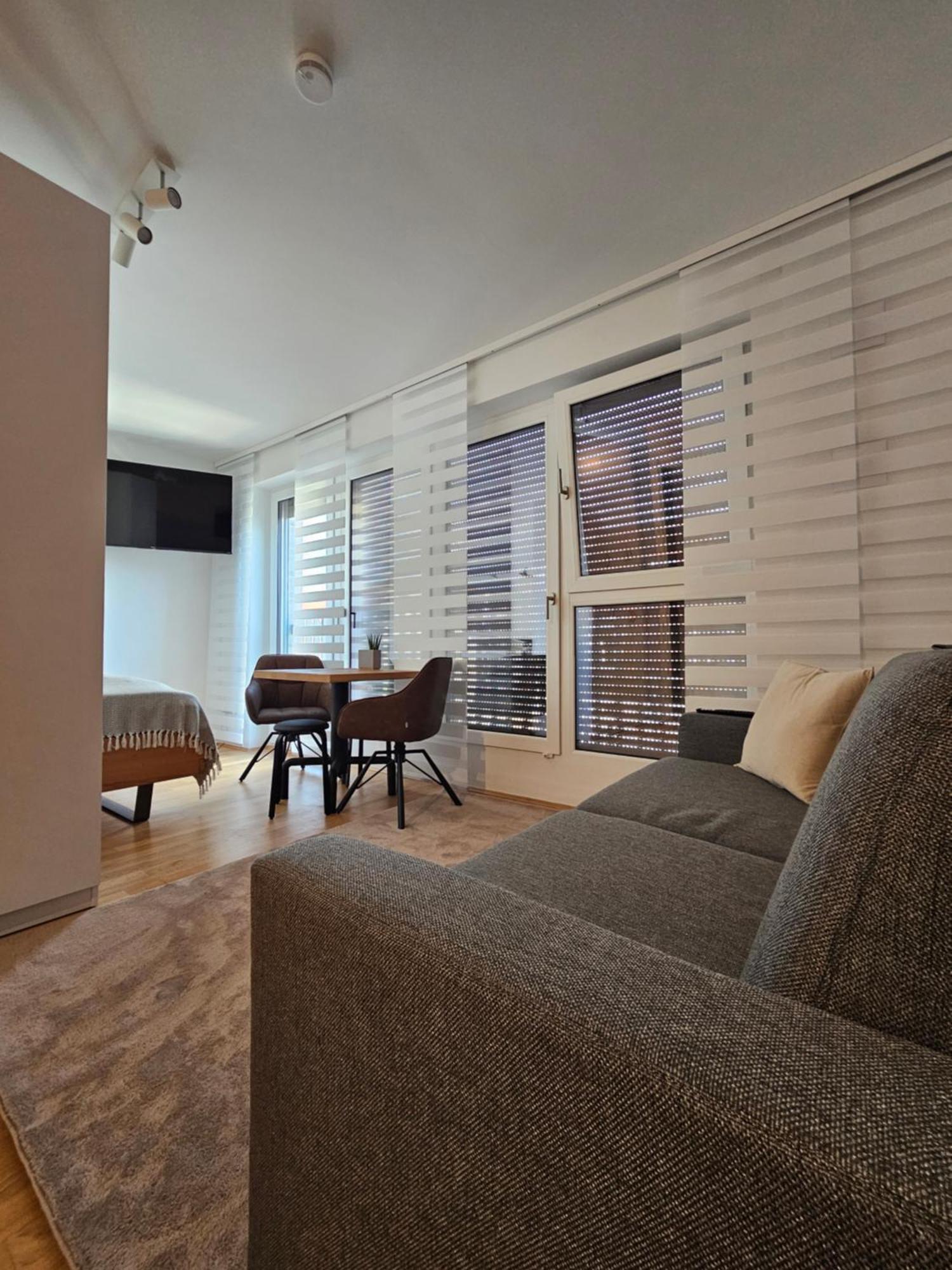 High Class - Design Apartment - Favorite Place - Full Equipment - Public Transport Nuremberg Ruang foto